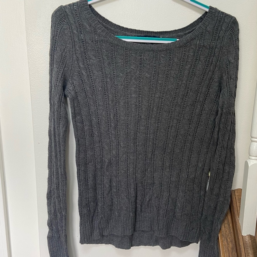 American Eagle Sweater - Picture 3 of 6